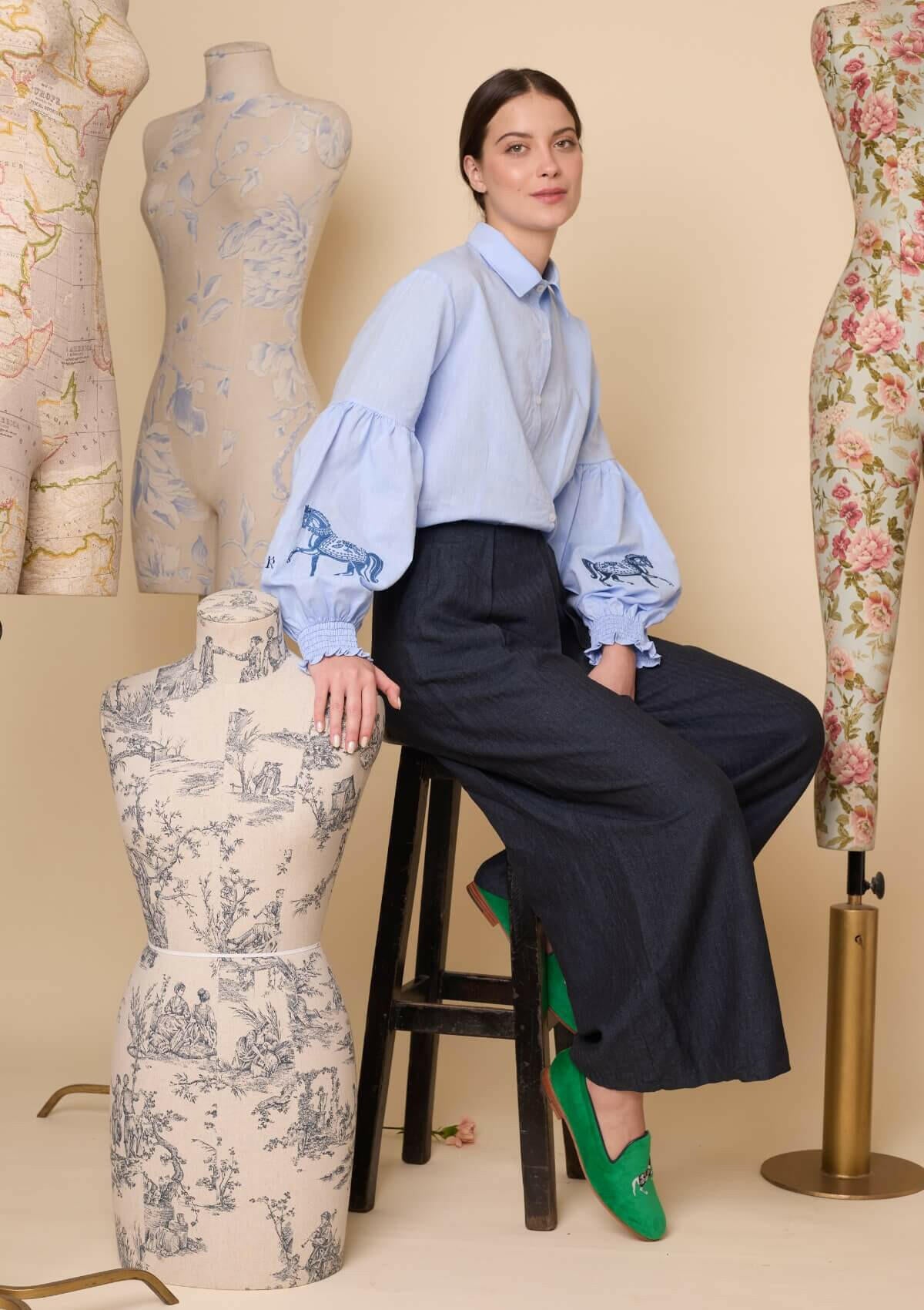 Annie Shirt Embroidered | Blue | Navy Horse