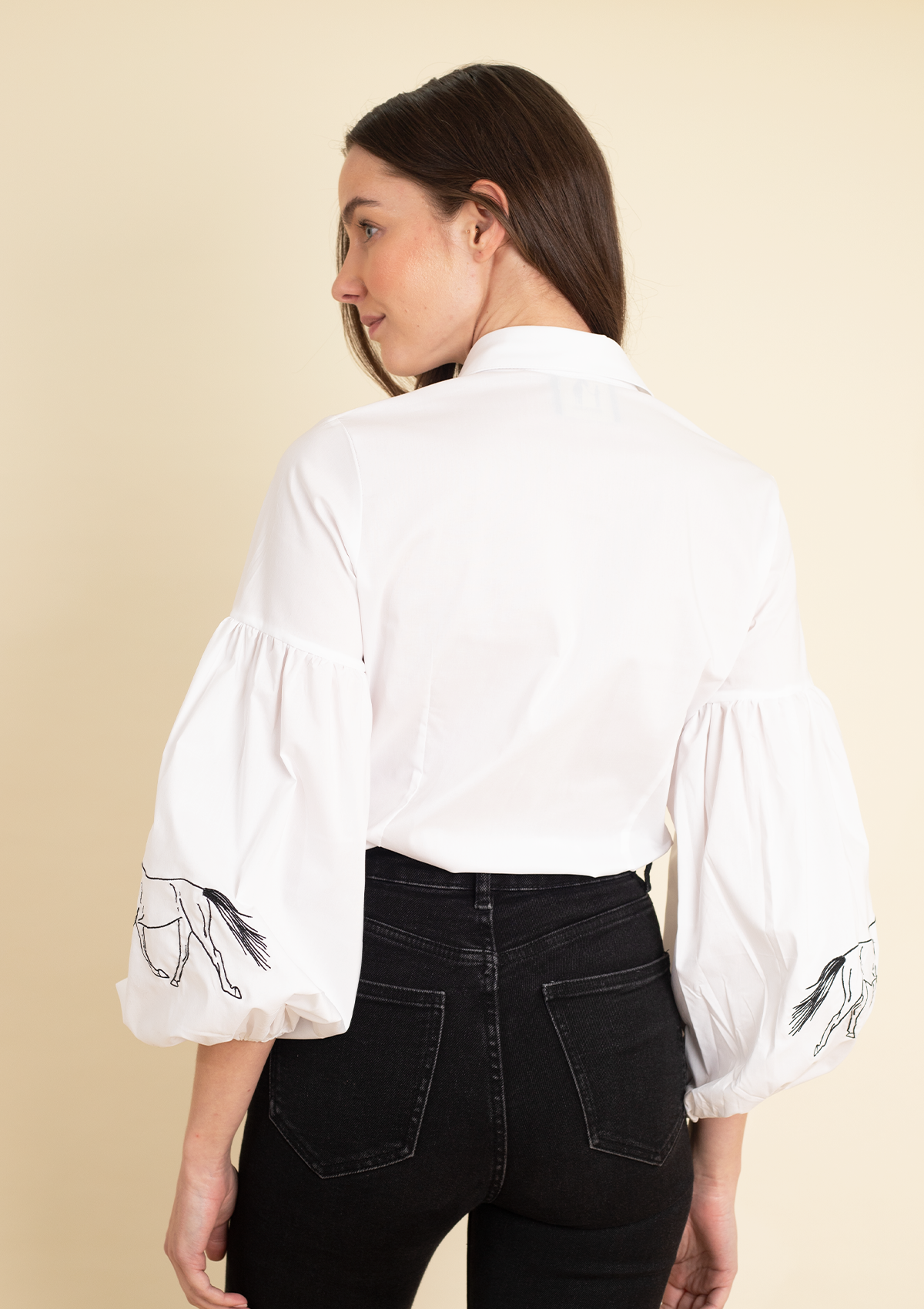 Annie Shirt Embroidered | White & Black - Rönner