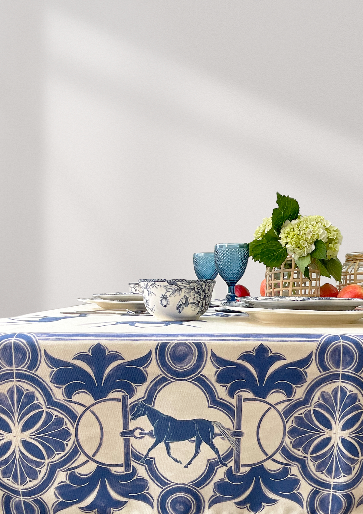 Aria Tablecloth | Blue - Rönner