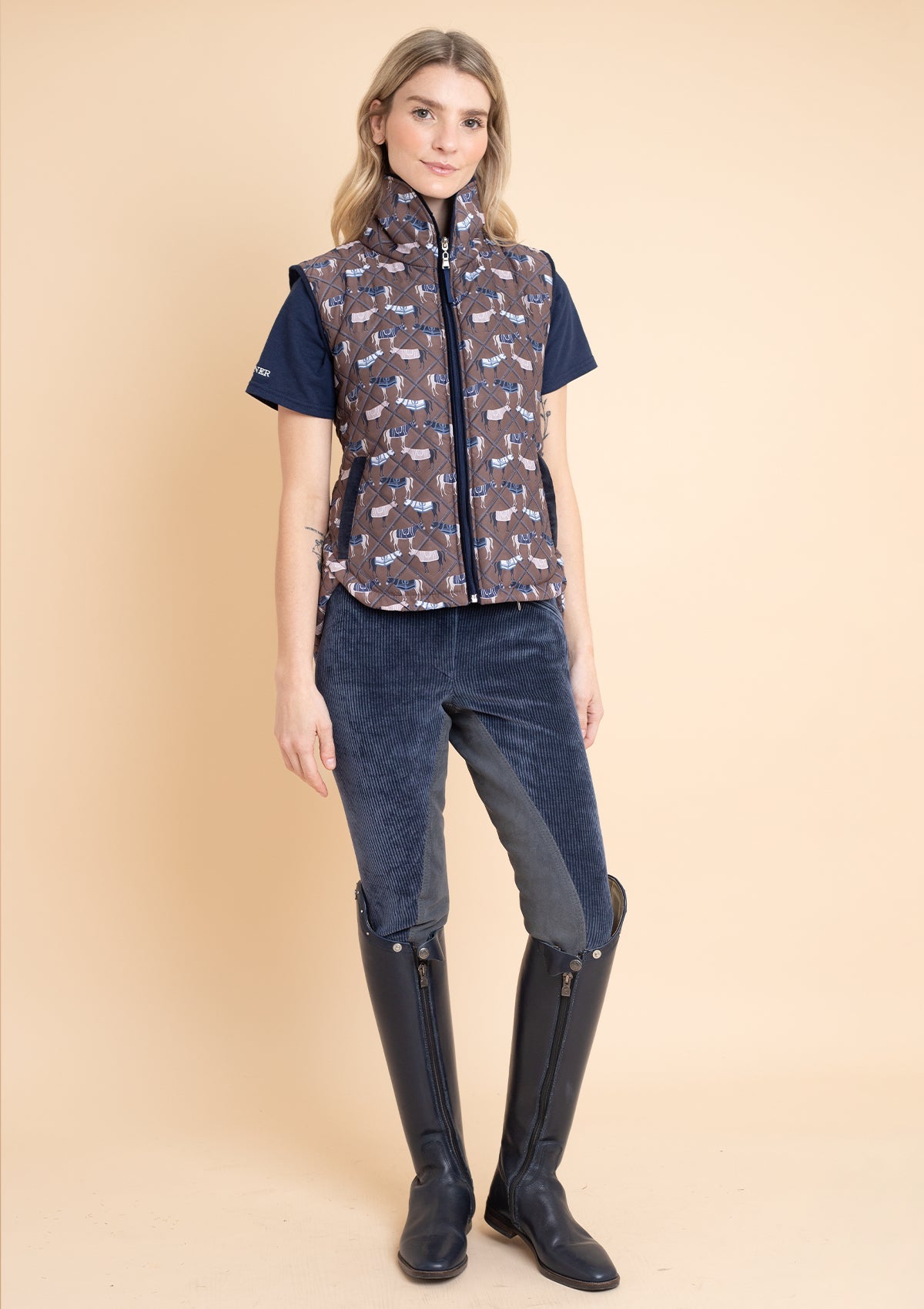 Florence Quilted Vest | Victory Print - RönnerVestChocolate