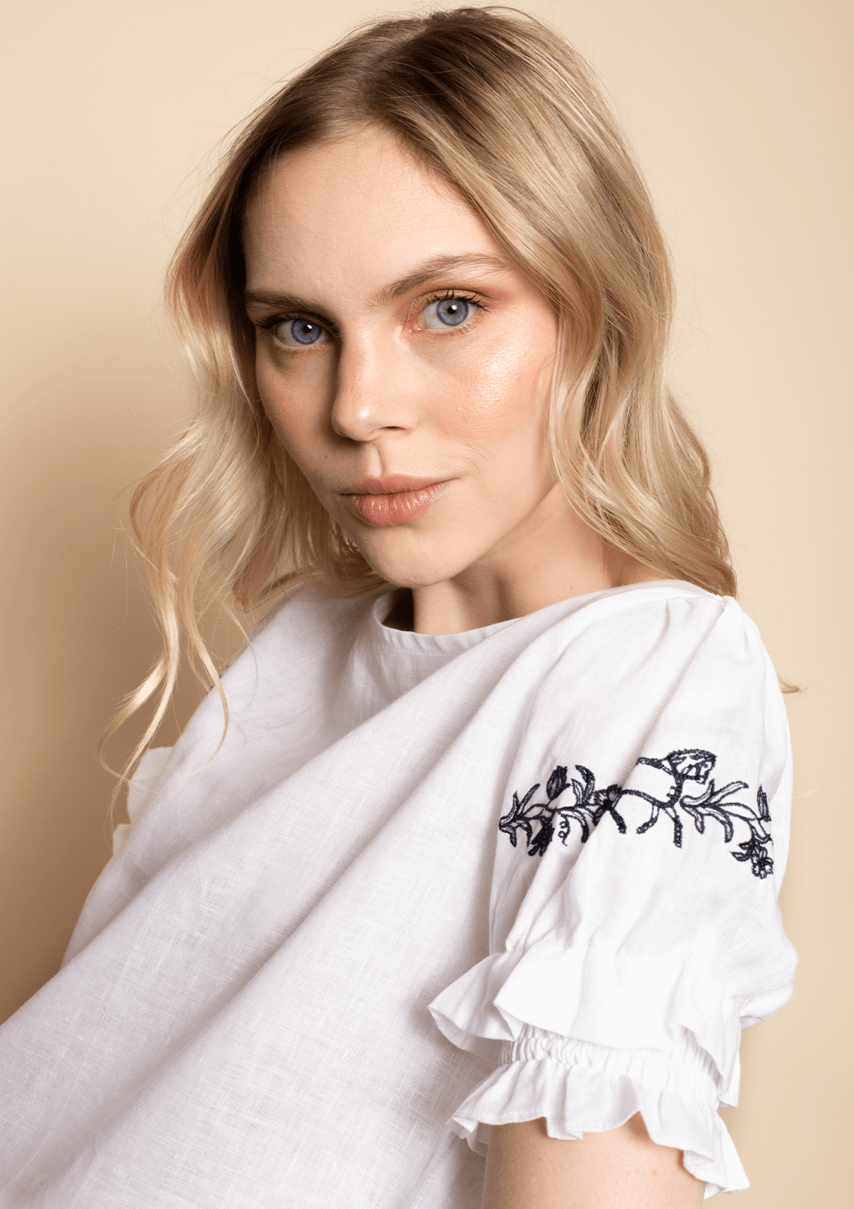 Sunstride Linen Blouse | Short Sleeve | White