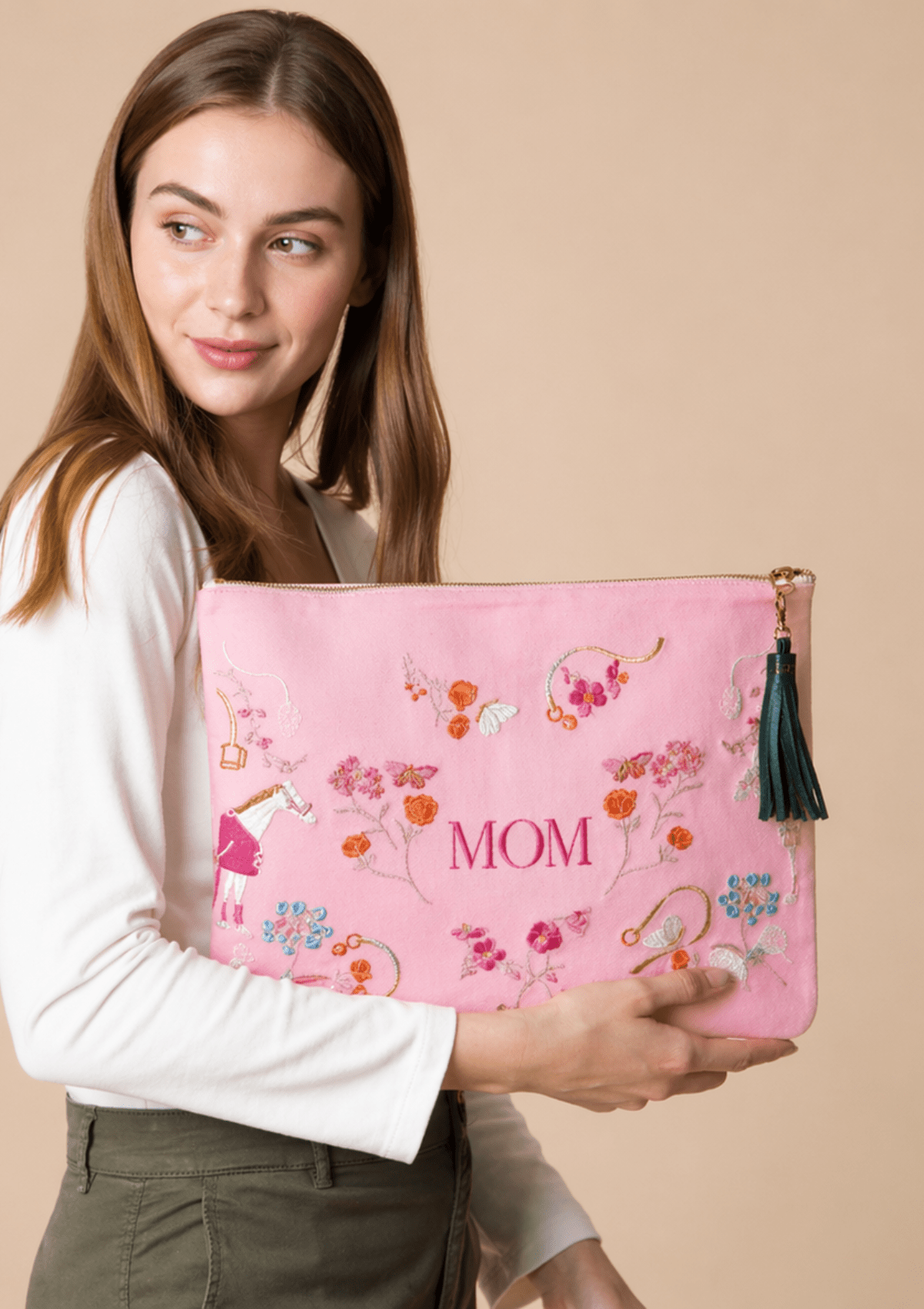 Mom Embroidered Pouch | Pink - RönnerPouchPink