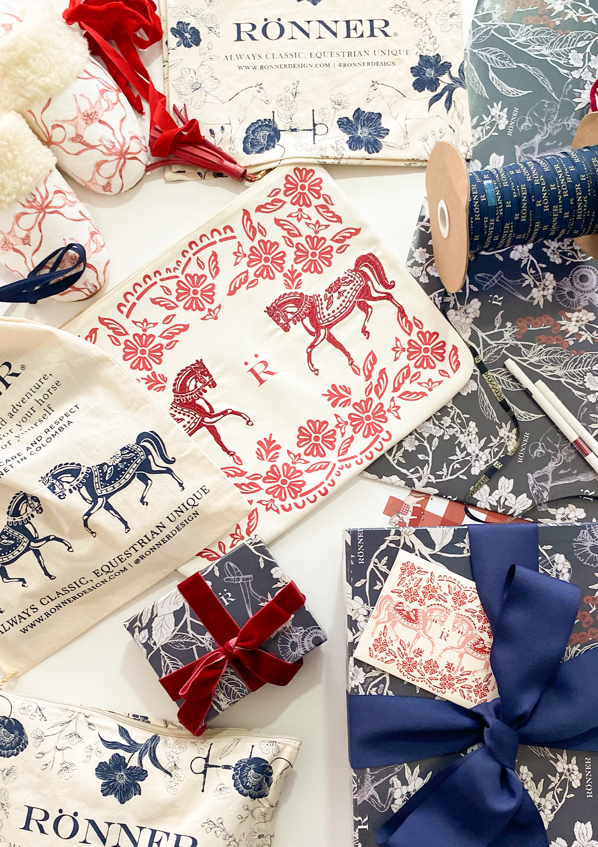 Flower Horses Pouch