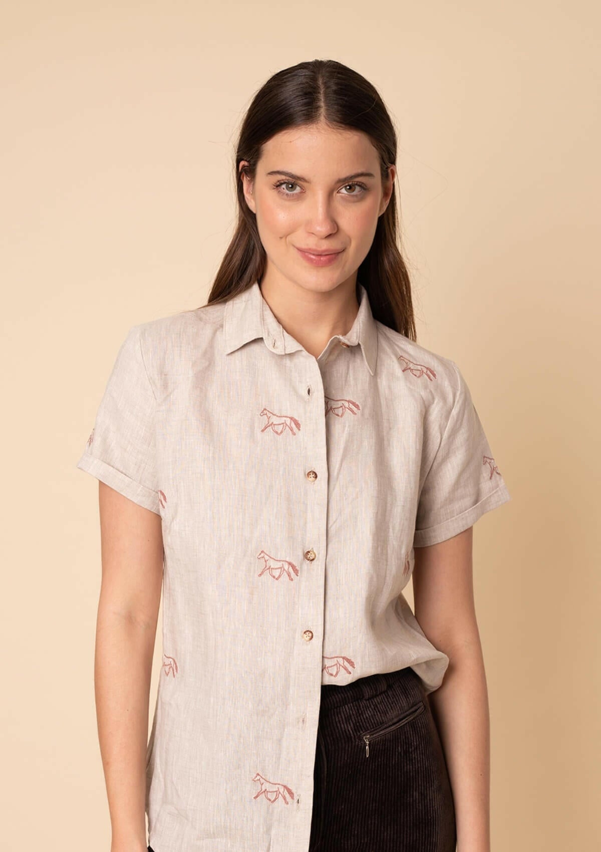 Sundown Embroidered Horse Linen Shirt | Short Sleeve | Beige