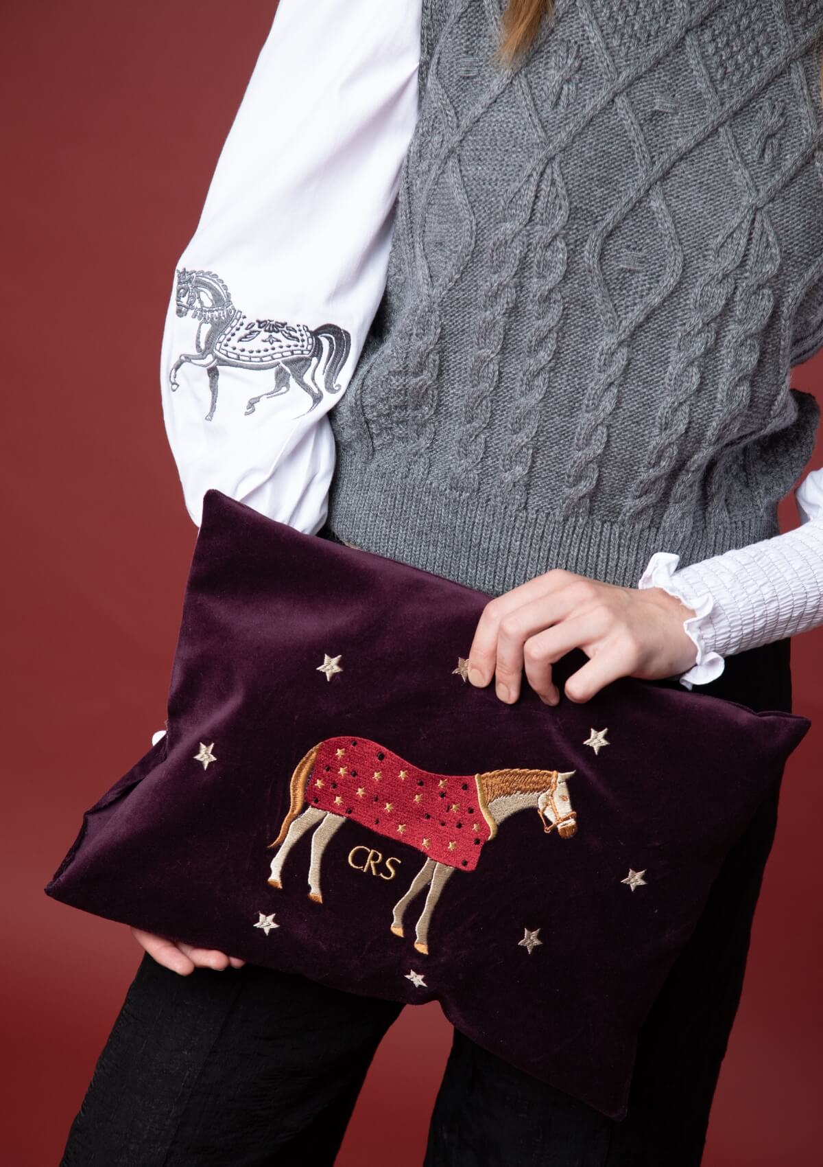 The Starlight Velvet Pouch | Burgundy