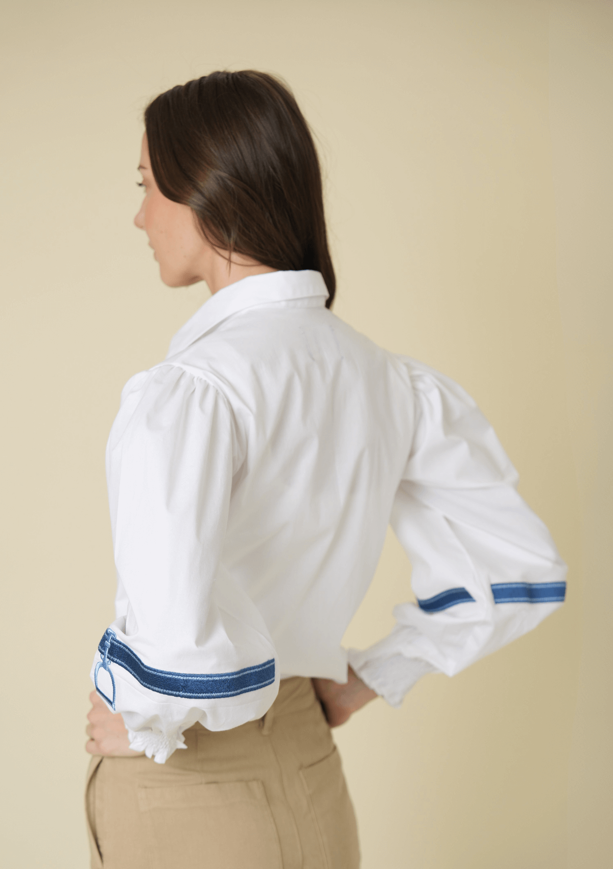 Connie Shirt  | White | Embroidered Rose Stirrup