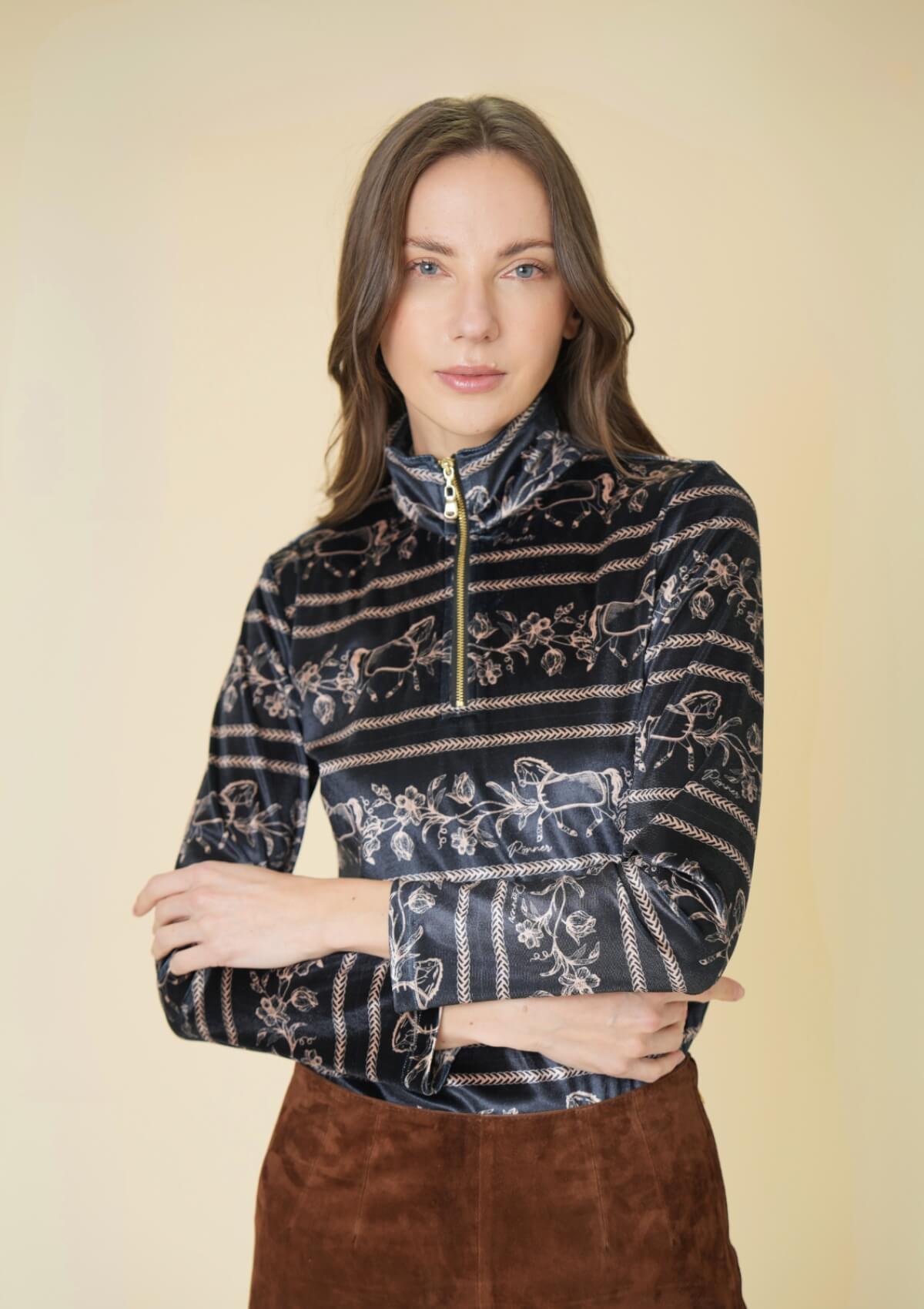 Velour Q-Zip | Long Sleeve | Dancing Horses Print | Noir