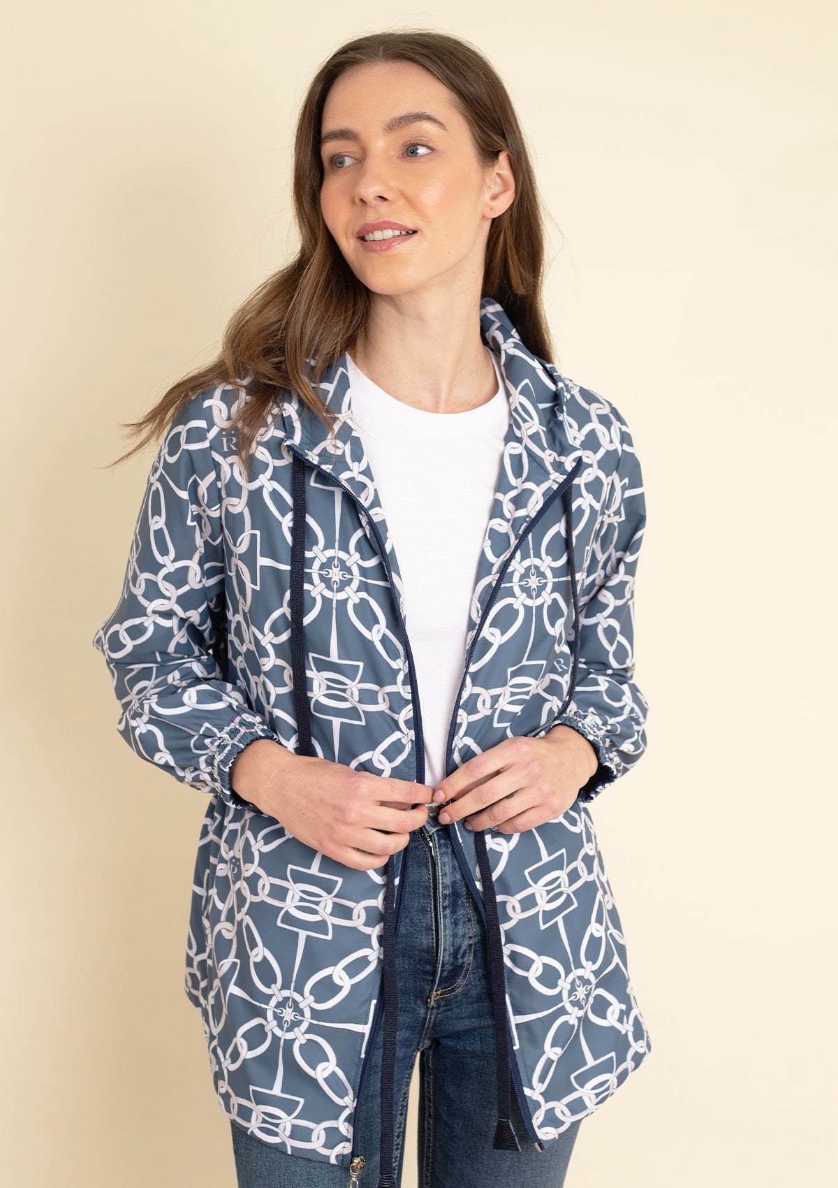 Georgina Windbreaker Chainlink Print | Navy - Rönner