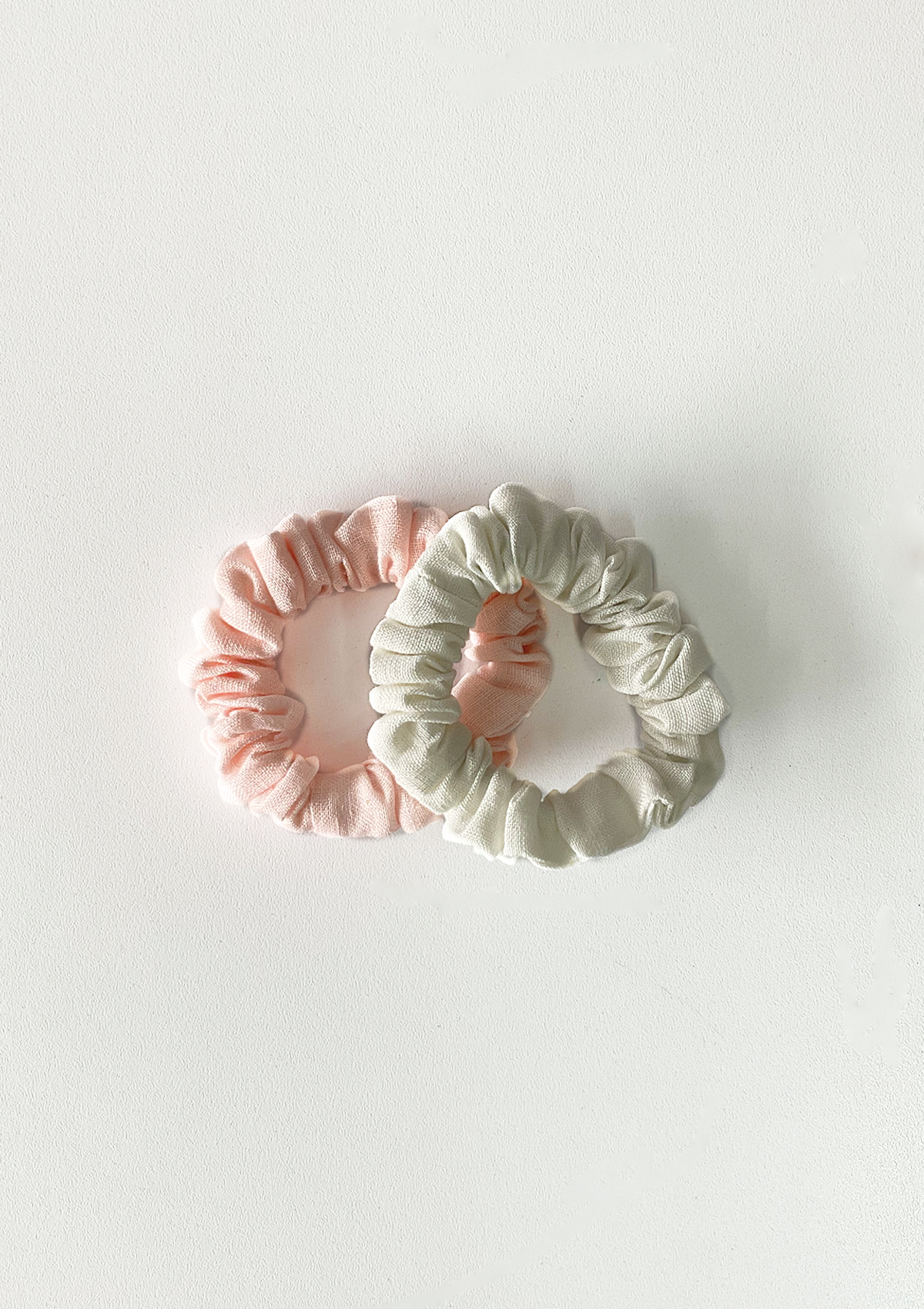Hair Mini Linen Scrunchies | Set of Two - Rönner