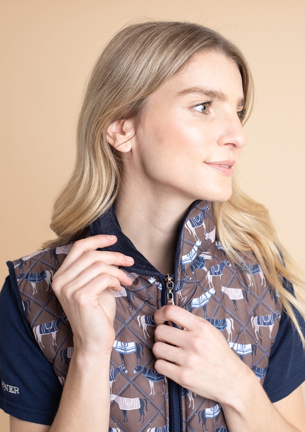 Florence Quilted Vest | Victory Print | Chestnut