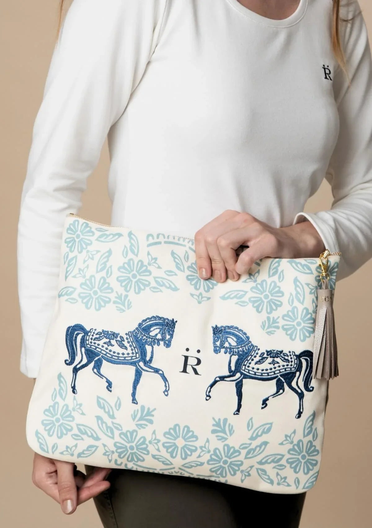 Flower Horses Pouch - RönnerPouchBlue