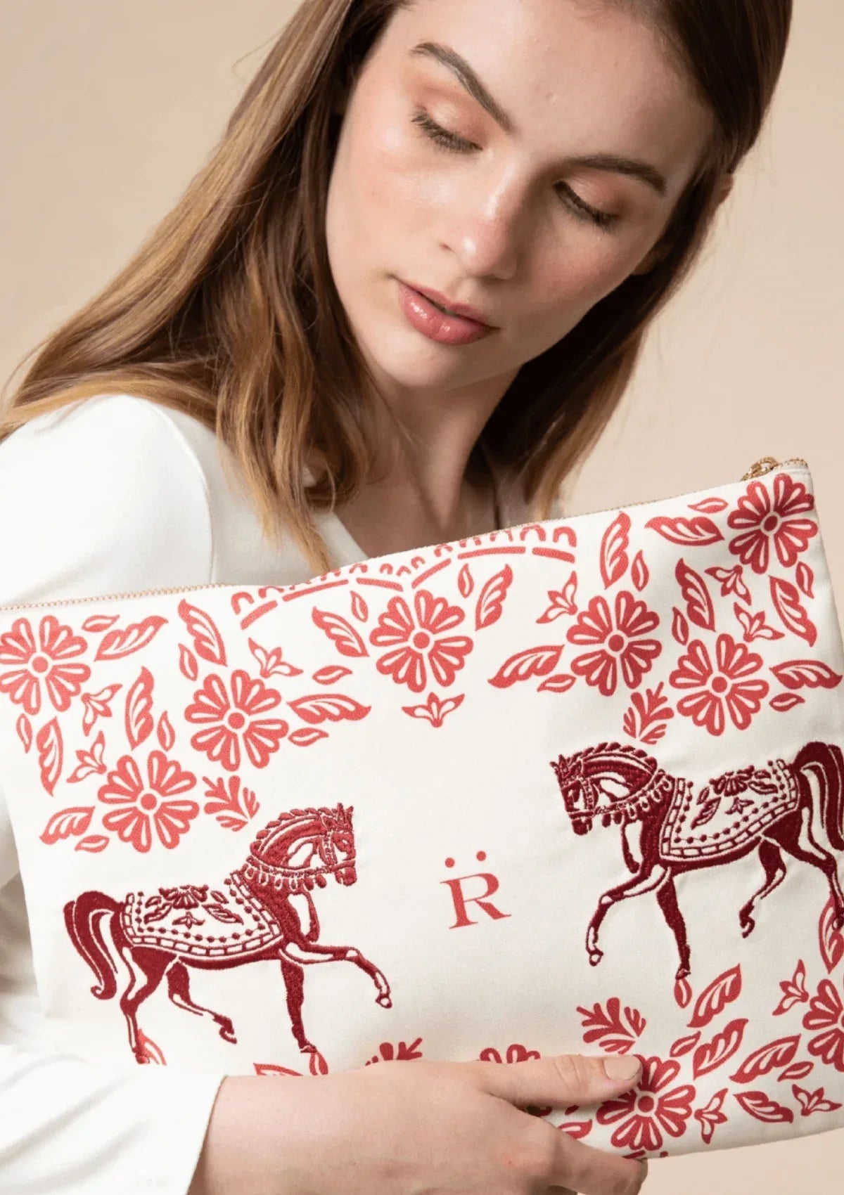 Flower Horses Pouch - RönnerPouchRed