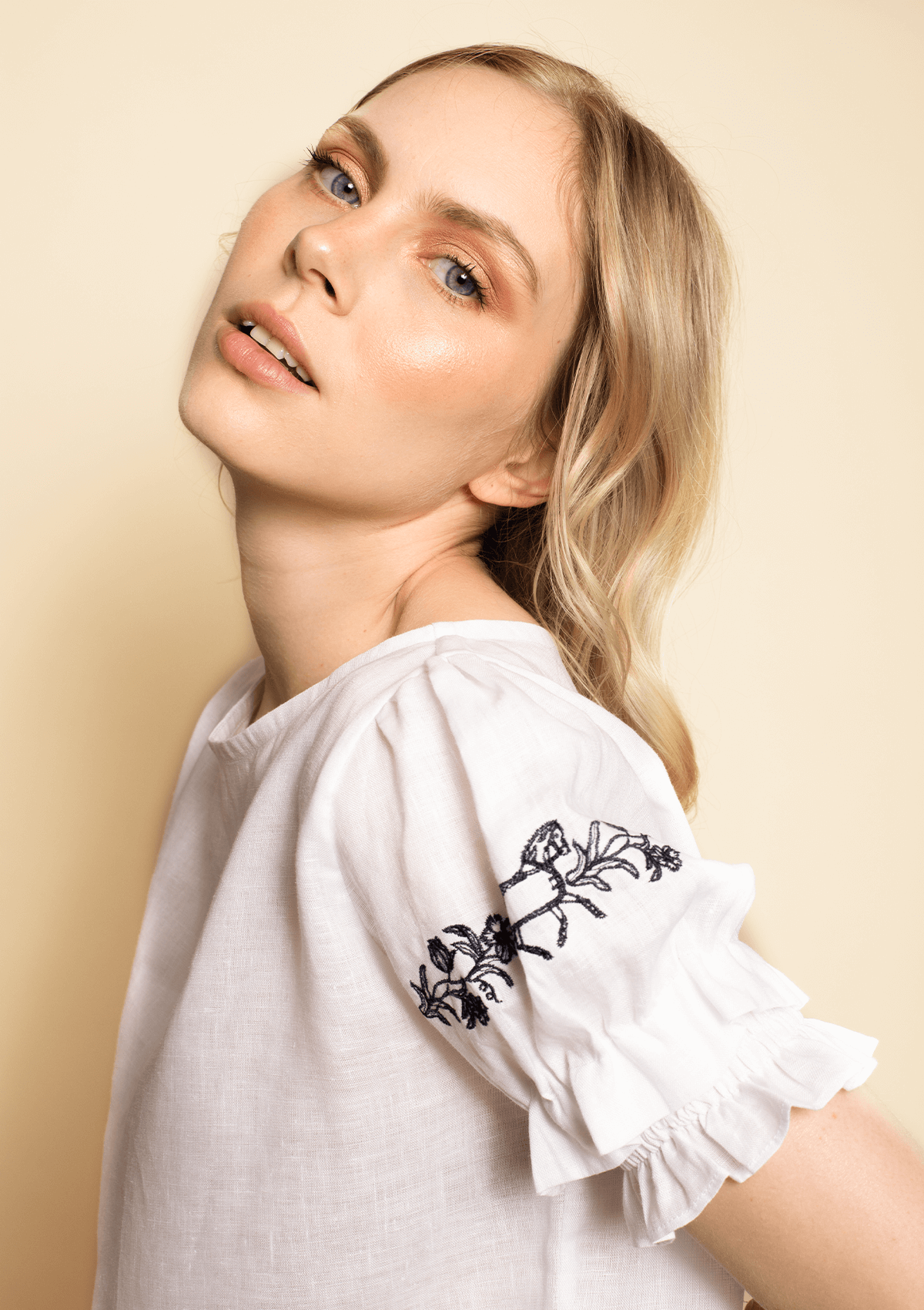 Sunstride Linen Blouse | Short Sleeve | White