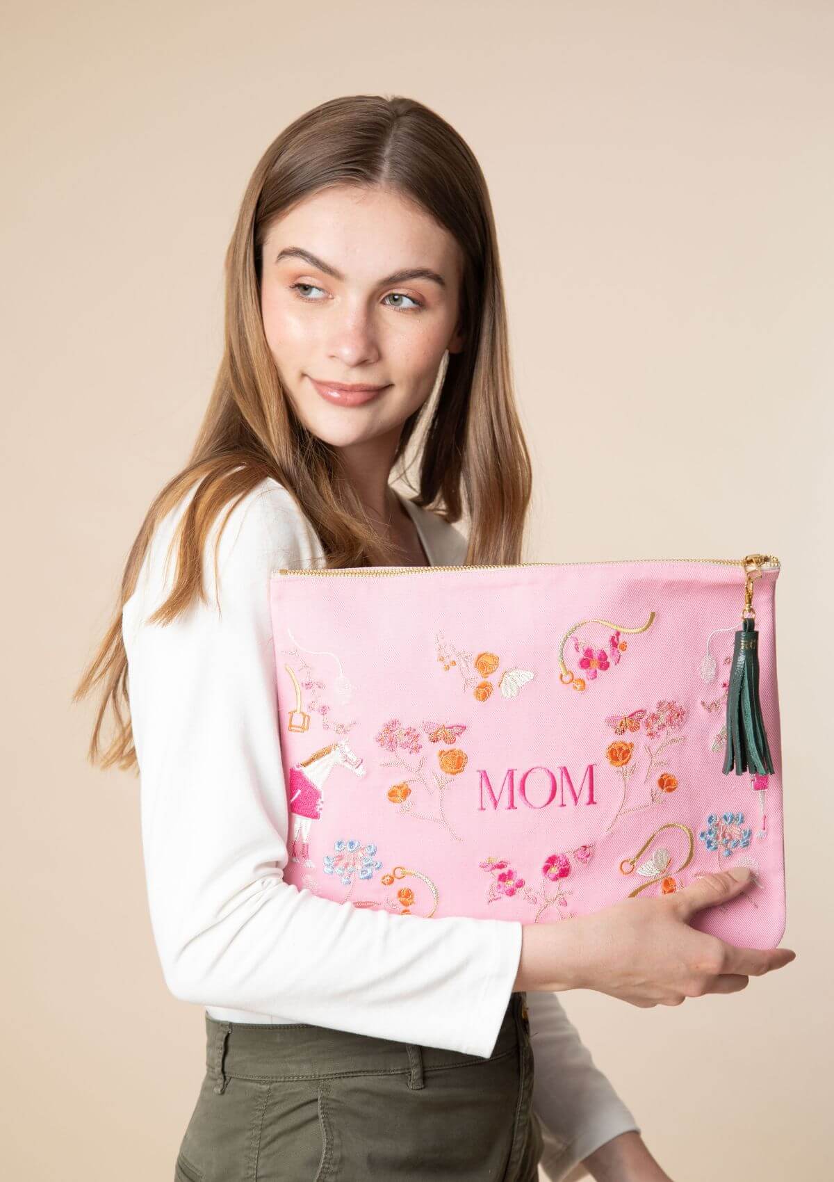 Mom Embroidered Pouch | Pink