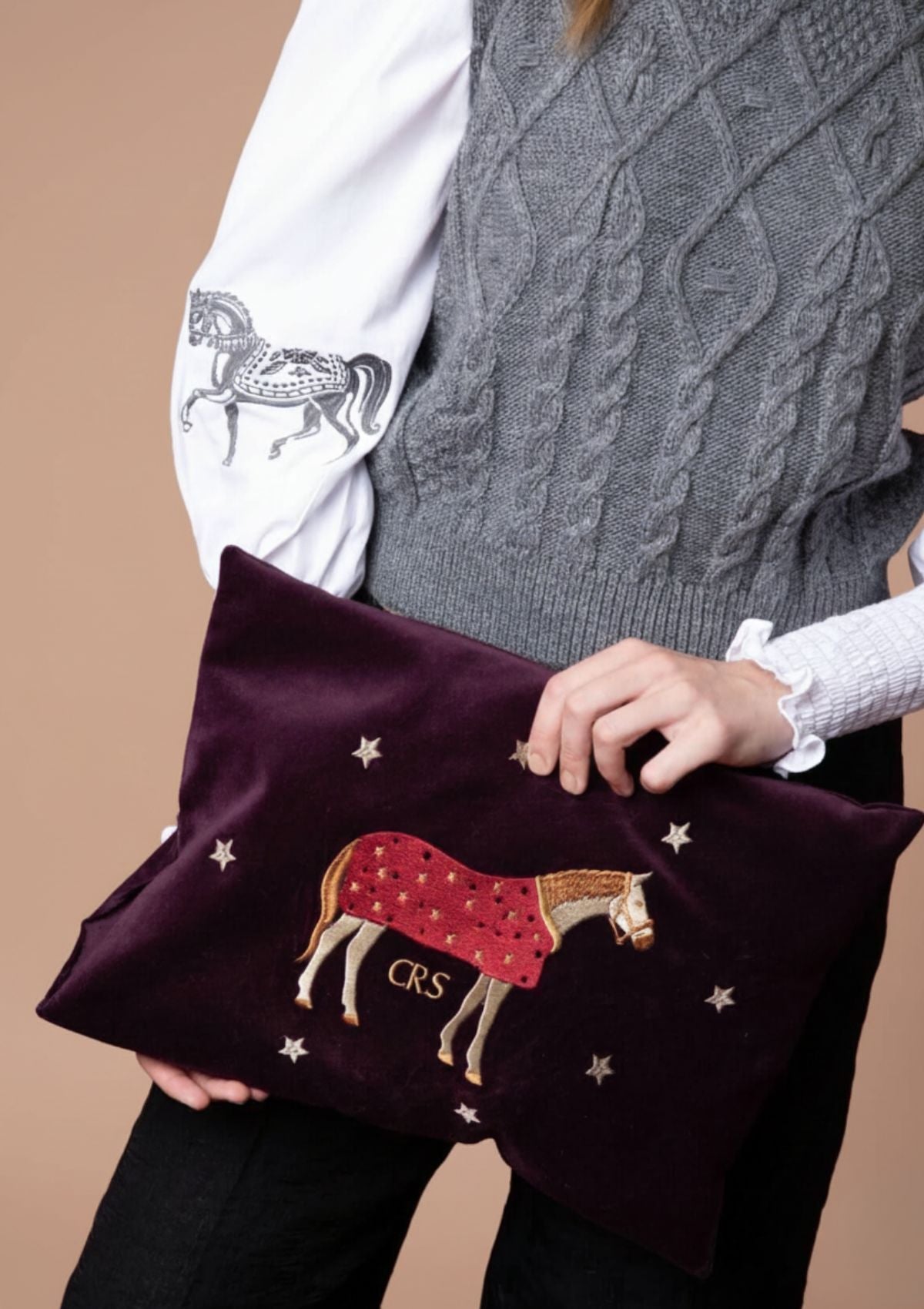 The Starlight Velvet Pouch | Burgundy - RönnerAccesoriesBurgundy